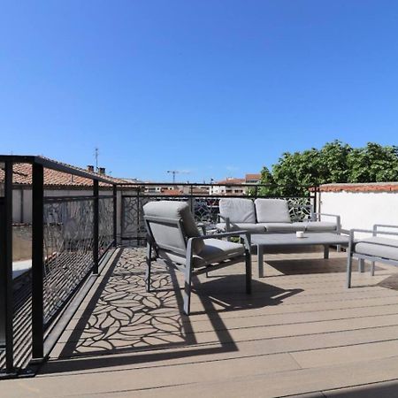 Duplex 120M2 Terrasse Vue Sur Nimes Apartment Exterior photo